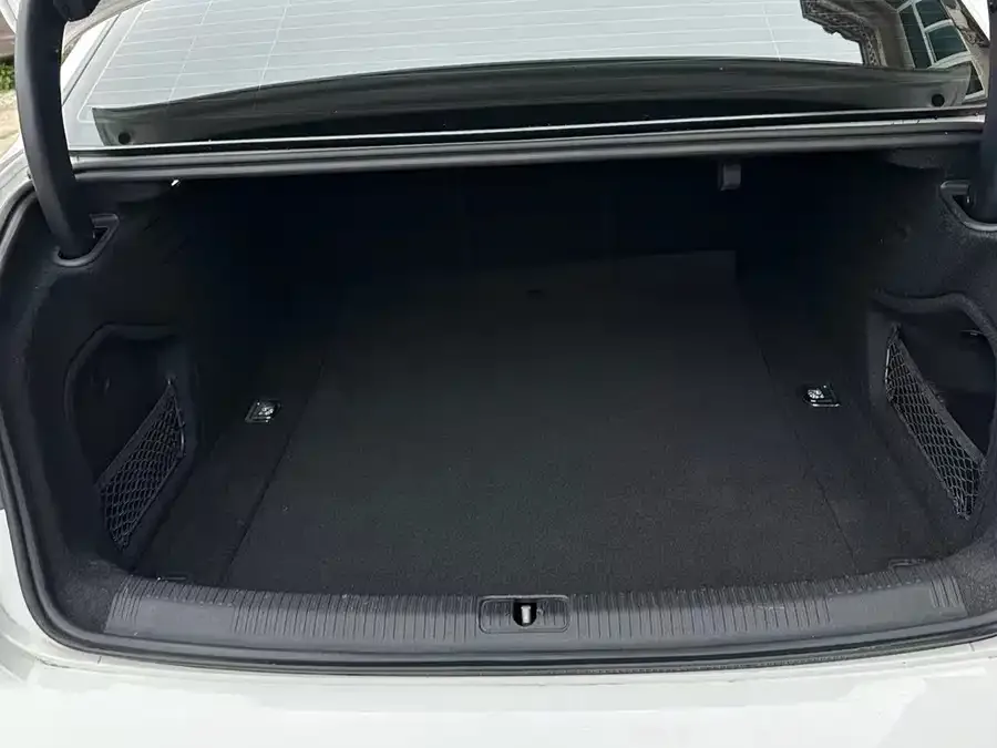 Audi a4 l 2022 40 TFSI luxury and dynamic model 2022 — миниатюра 4