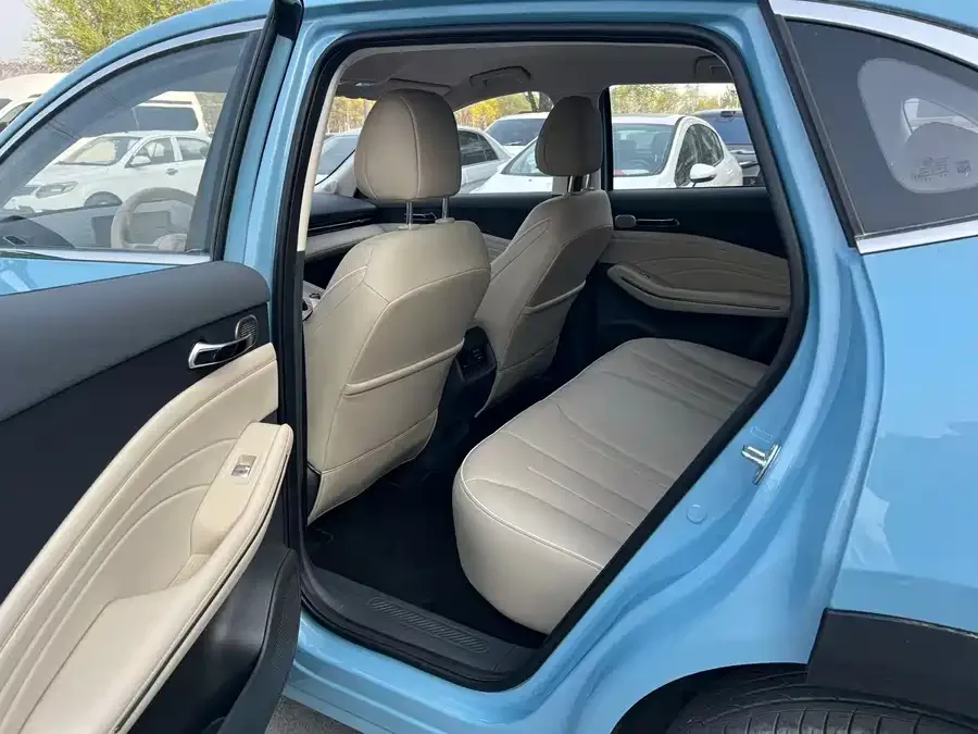 Baojun Sea of Clouds Baojun Yunhai 2025 500km Pure Electric Travel Edition 2025 — миниатюра 2