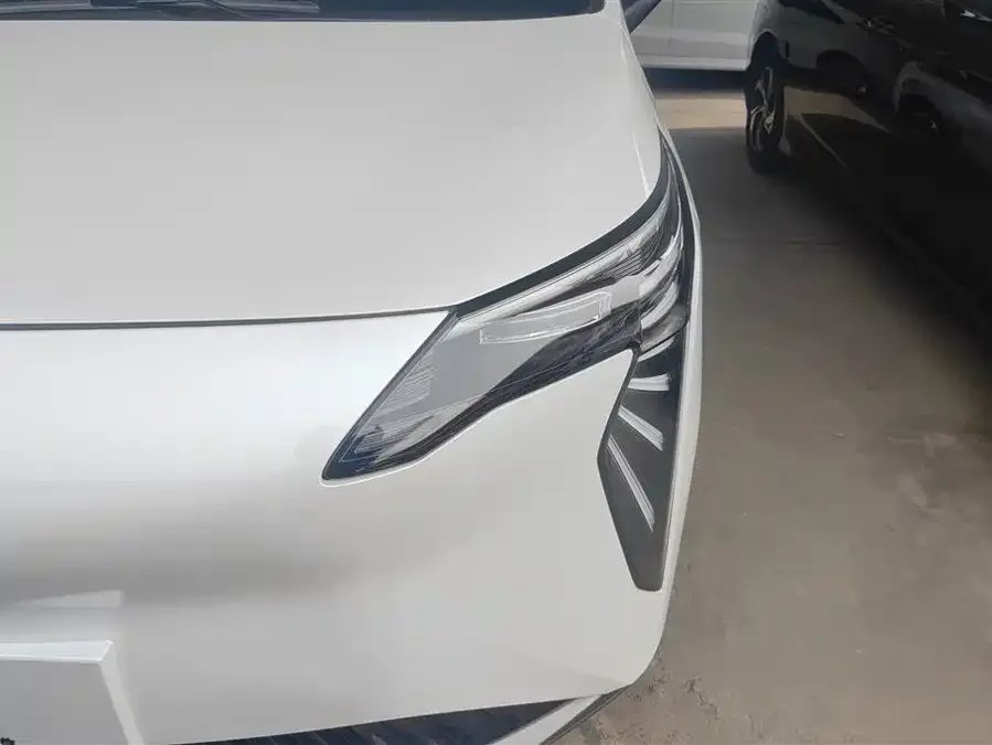 AION AION Y AION Y 2024 Plus 510 Smart Driving Edition 2025 — миниатюра 2