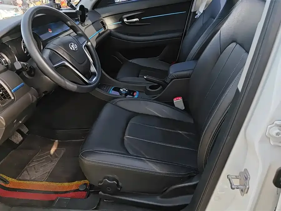 BAIC EU 2018 EU Quick Change Le Tu Edition 2024 — миниатюра 3