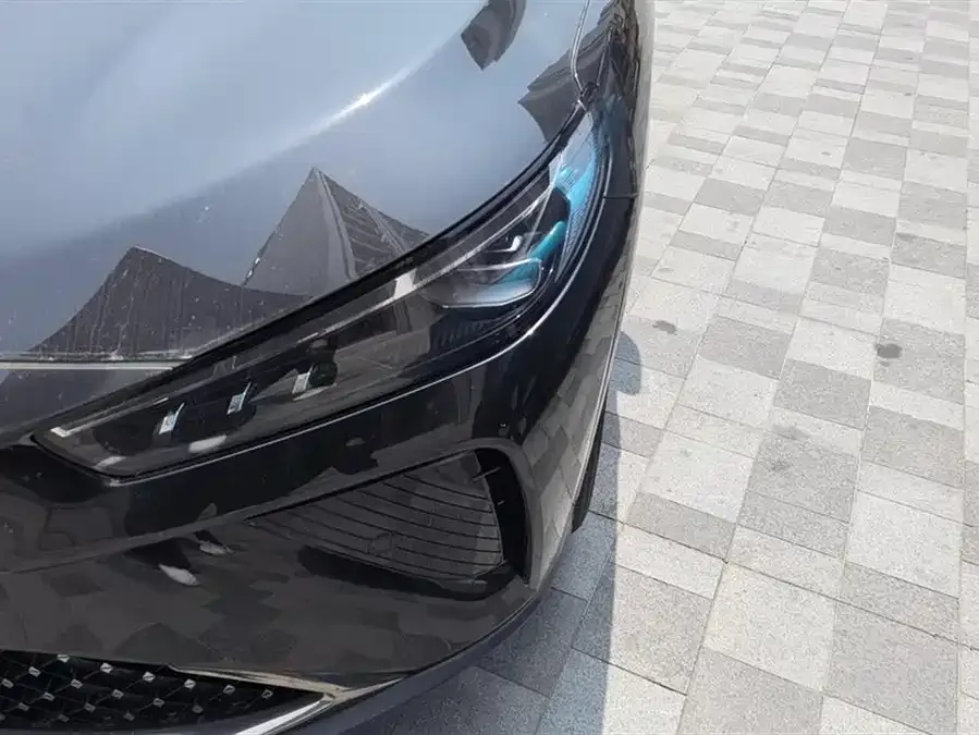 NETA Nezha L Nezha L 2024 Extended Range 310 Flash Charge Red Edition 2024 — миниатюра 2