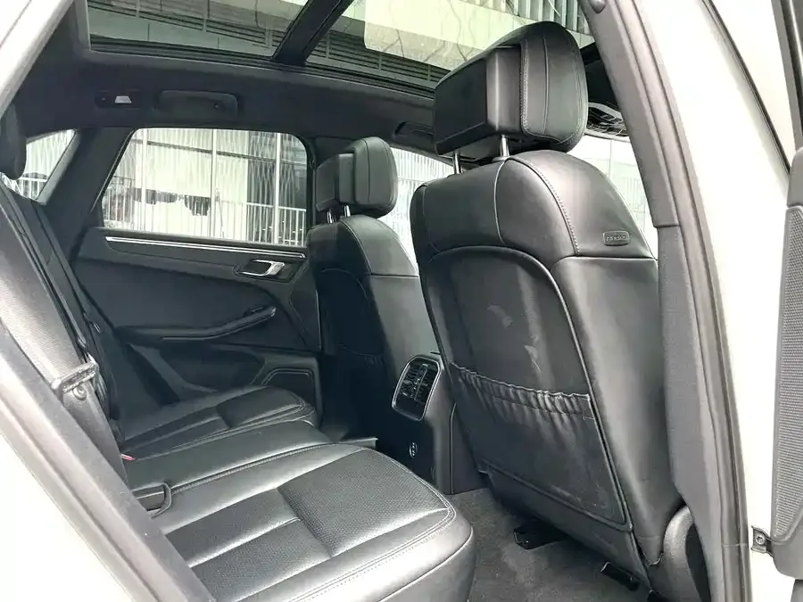 Porsche Macan Macan 2023 Macan 2.0T 2023 — миниатюра 2