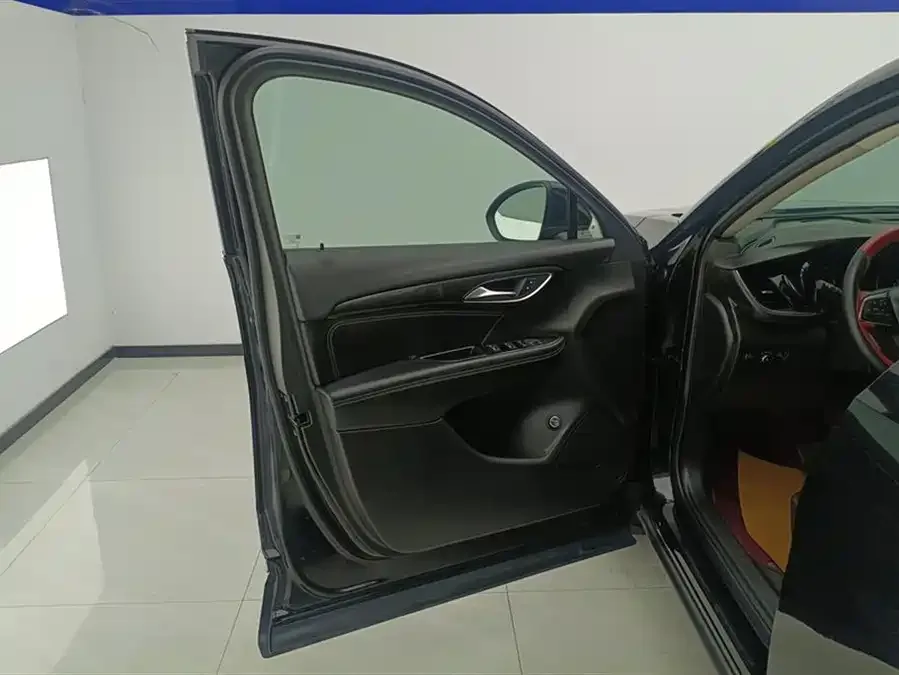 Buick Envision S Envision S 2022 facelift Envision S 652T 2WD luxury model 2022 — миниатюра 4