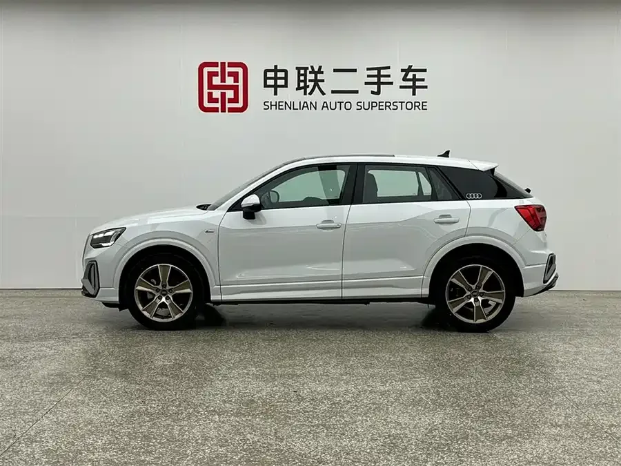 Audi Q2L 2022 35 TFSI Fashion Dynamic Edition 2022 — миниатюра 2
