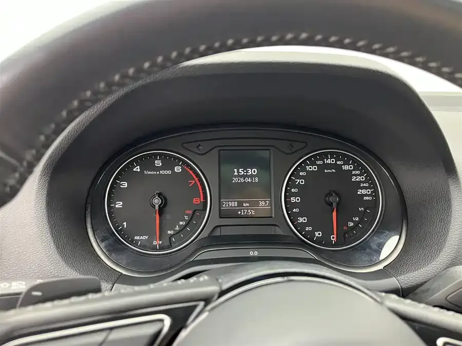 Audi Q2L 2022 35 TFSI Fashion Dynamic Edition 2022 — миниатюра 4
