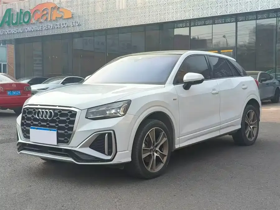 Audi Q2L 2021 35 TFSI Fashion Dynamic Edition 2022 — фото 1, купить с доставкой в Москву