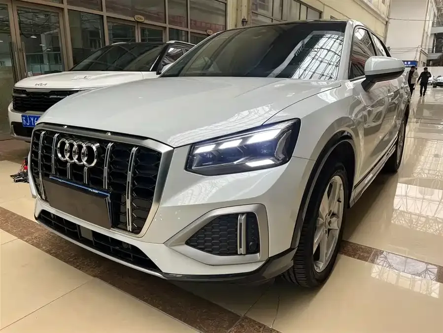 Audi Q2L 2022 35 TFSI Enterprising and Elegant Model 2022 — фото 1, купить с доставкой в Москву