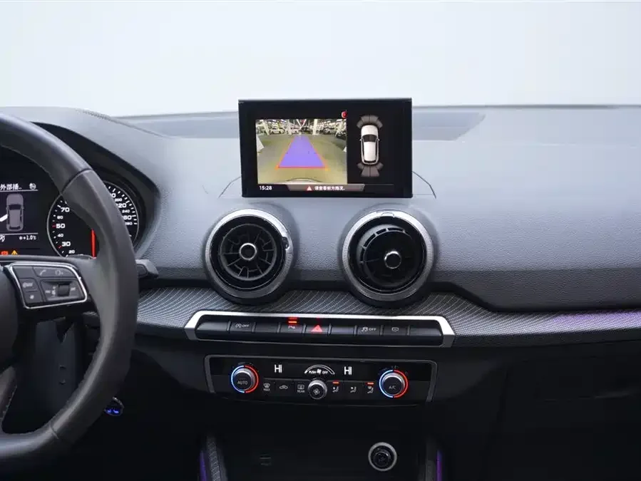 Audi Q2L 2024 35TFSI Fashion Dynamic Edition 2024 — миниатюра 5