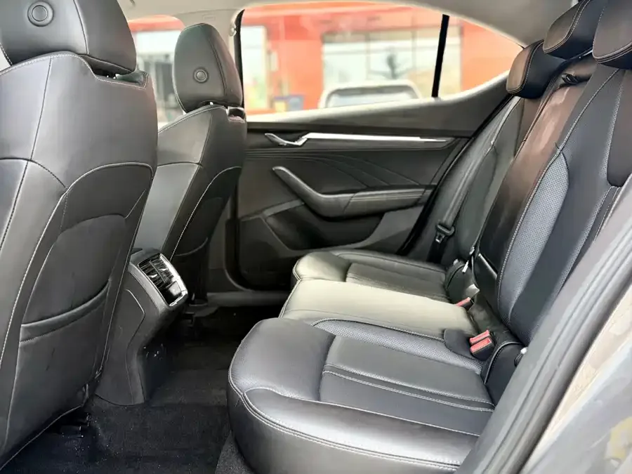 Skoda Octavia Octavia 2022 PRO TSI280 Luxury Edition 2022 — миниатюра 5