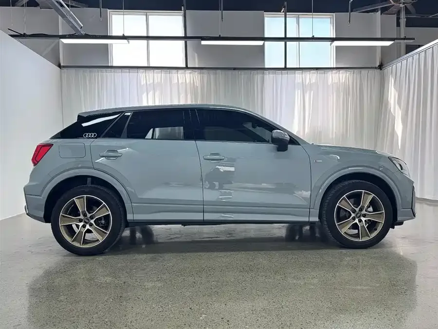 Audi Q2L 2024 35TFSI Fashion Dynamic Edition 2024 — миниатюра 2