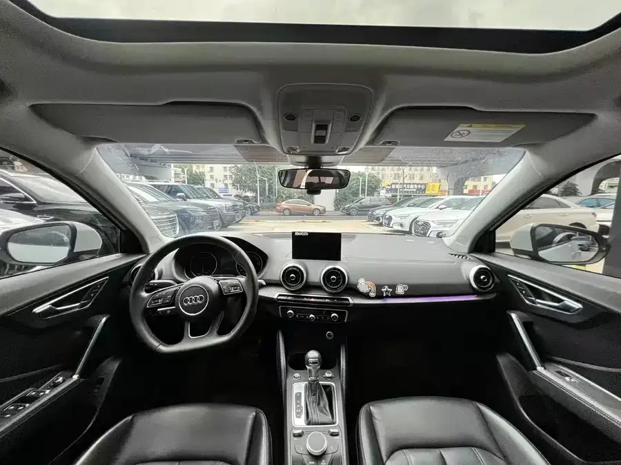 Audi Q2L 2022 35 TFSI Fashion Dynamic Edition 2023 — миниатюра 2