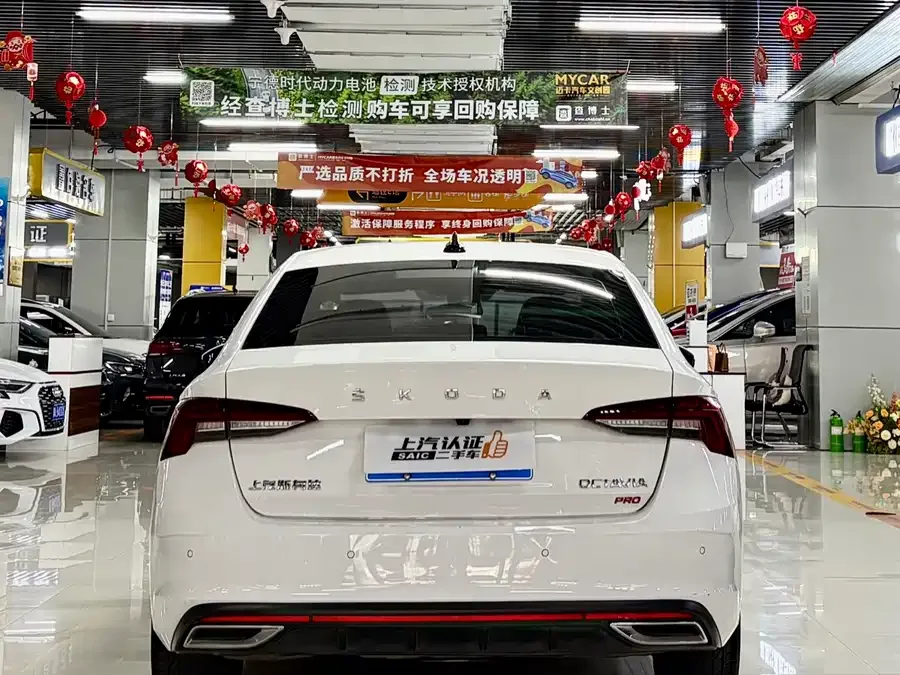 Skoda Octavia Octavia 2022 PRO TSI280 Premium Edition 2022 — миниатюра 4