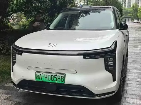 Zhiji LS9 2026 купить в Москве