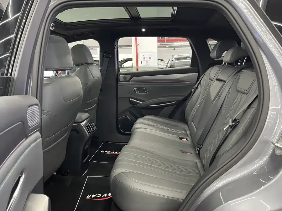 BYD Song L DM-i Song L DM-i 2025 Intelligent Driving Edition 160km Beyond Edition 2025 — миниатюра 4