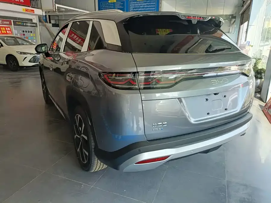 BYD Song L DM-i Song L DM-i 2026 200KM Super Edition 2026 — миниатюра 4