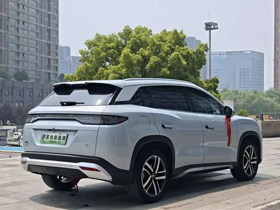 BYD Song L DM-i Song L DM-i 2024 112km Surpassing Edition 2025 — миниатюра 3
