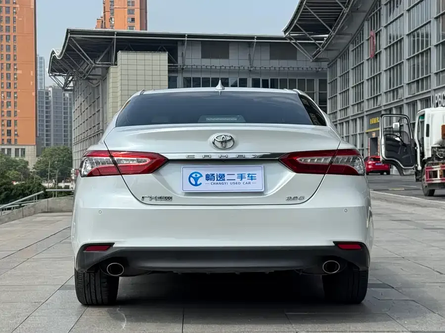 Toyota Camry Camry 2021 2.0G Deluxe Edition 2022 — миниатюра 2