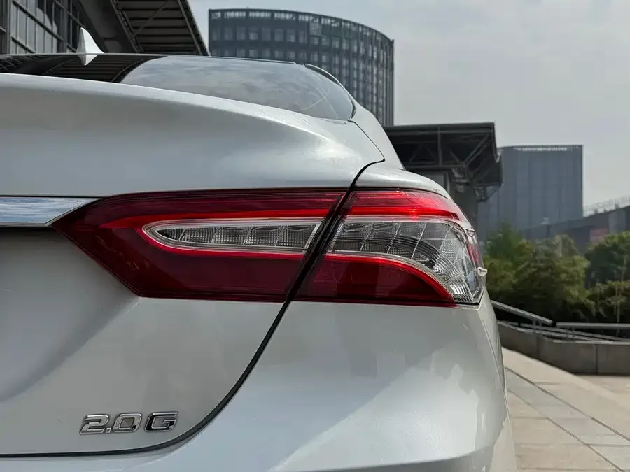 Toyota Camry Camry 2021 2.0G Deluxe Edition 2022 — миниатюра 5