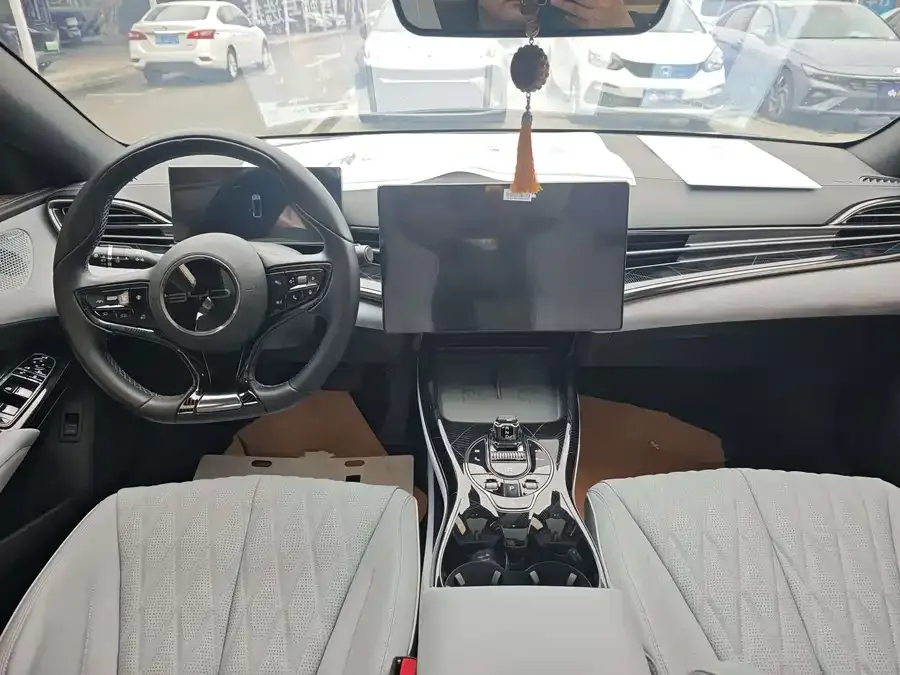 BYD seal Haibao 2022 550km standard range rear-wheel drive premium model 2022 — миниатюра 2