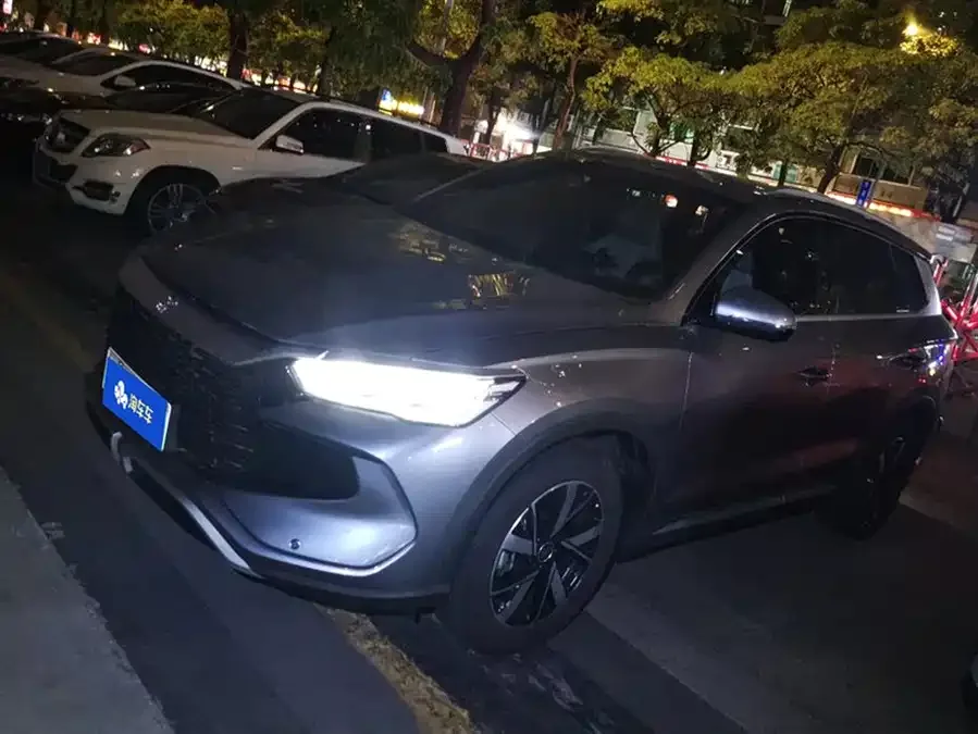 BYD Song Pro New Energy Song Pro New Energy 2024 Honor Edition DM-i 71KM Pilot Edition 2025 — фото 1, купить с доставкой в Москву