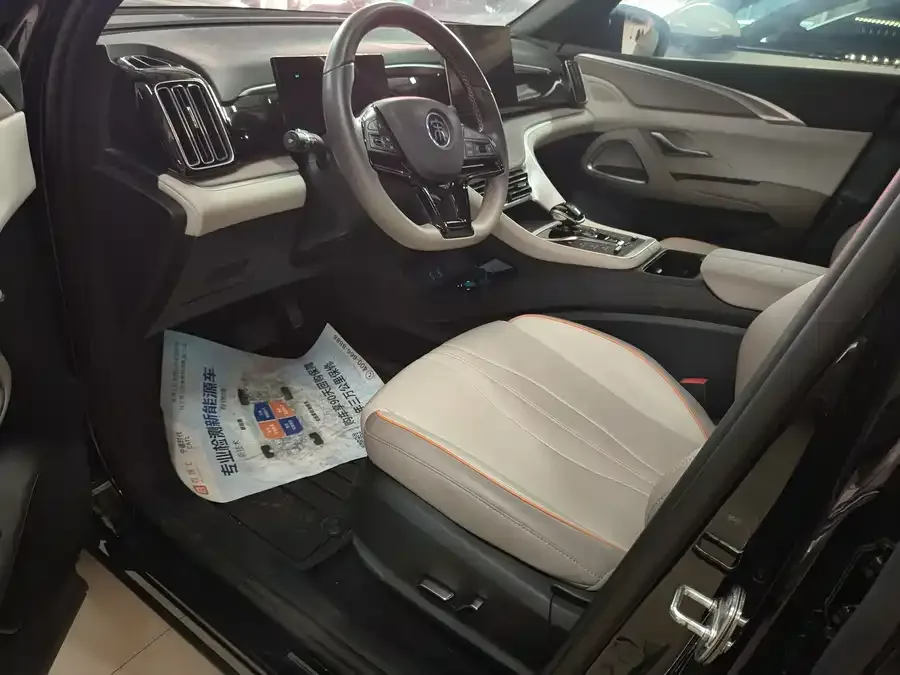 BYD Song Pro New Energy Song Pro New Energy 2024 Honor Edition DM-i 71KM Pilot Edition 2025 — миниатюра 2