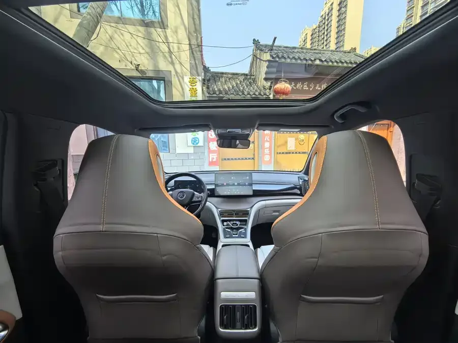 BYD Song Pro New Energy Song Pro New Energy 2022 DM-i 110km Flagship Model 2023 — миниатюра 3