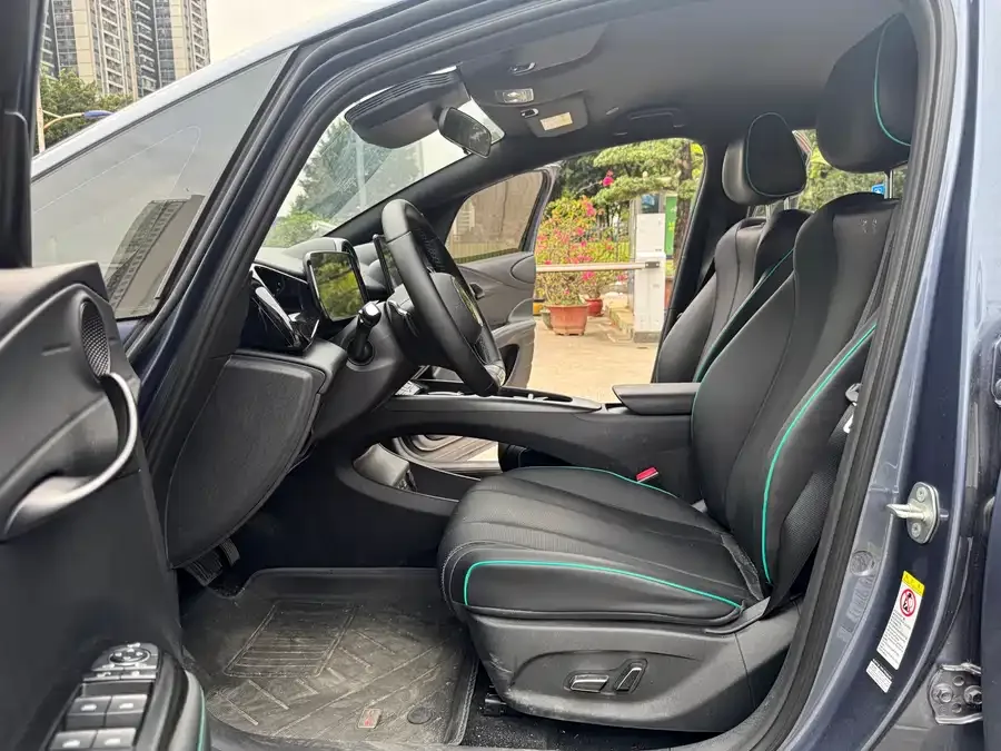 BYD Dolphin Dolphin 2025 Smart Driving Edition 420km Free Edition 2025 — миниатюра 3