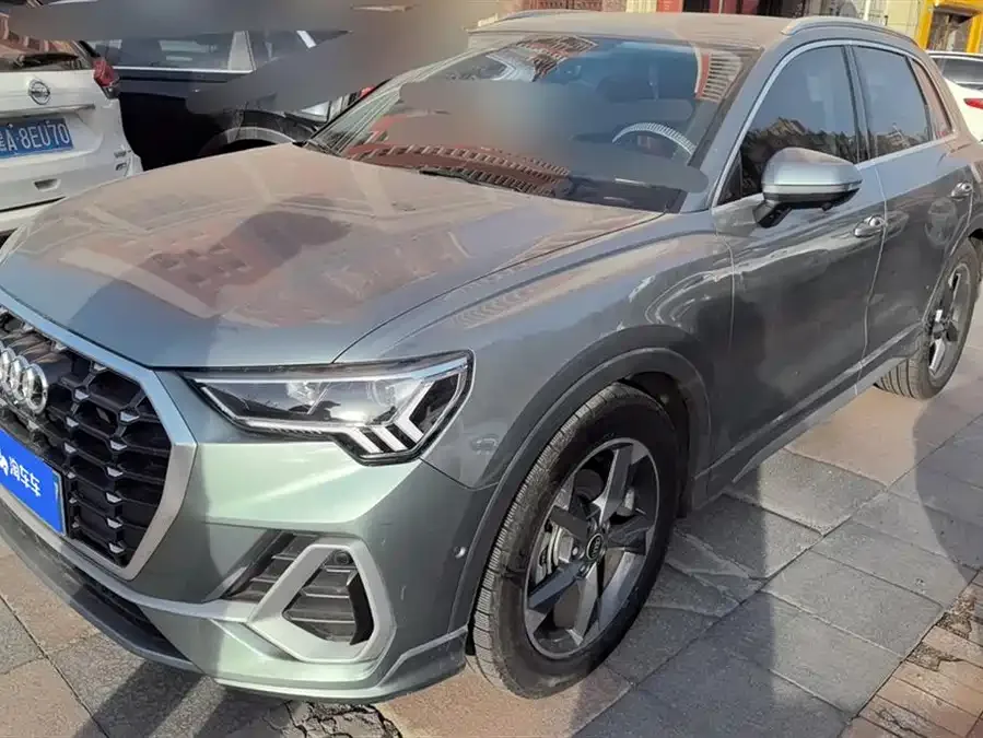 Audi Q3 2022 35 TFSI Fashionable and Dynamic 2023 — фото 1, купить с доставкой в Москву