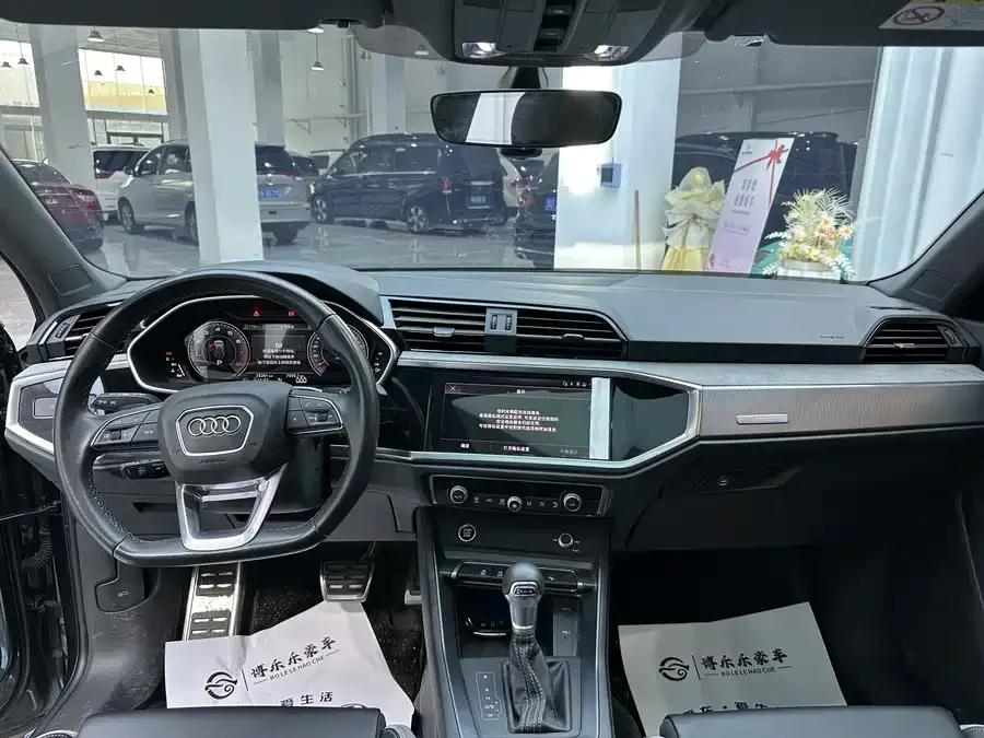 Audi Q3 2024 35 TFSI Fashion Dynamic Edition 2024 — миниатюра 5