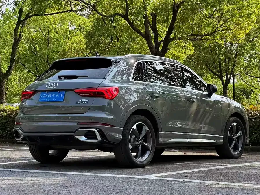 Audi Q3 2024 35 TFSI Fashion Dynamic Edition 2024 — миниатюра 2