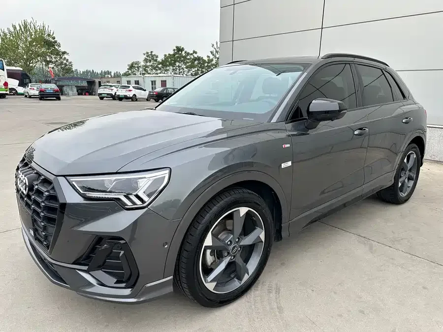 Audi Q3 2023 35 TFSI Fashion Dynamic Edition (1.4T) 2023 — фото 1, купить с доставкой в Москву
