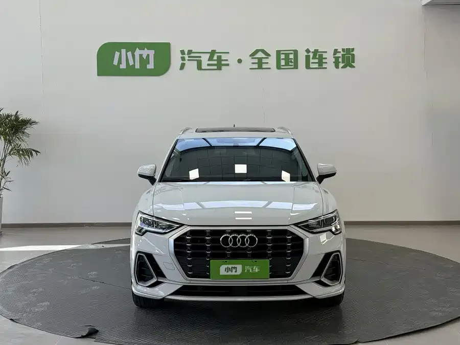 Audi Q3 2023 35 TFSI Fashion Dynamic Edition (1.4T) 2022 — миниатюра 3