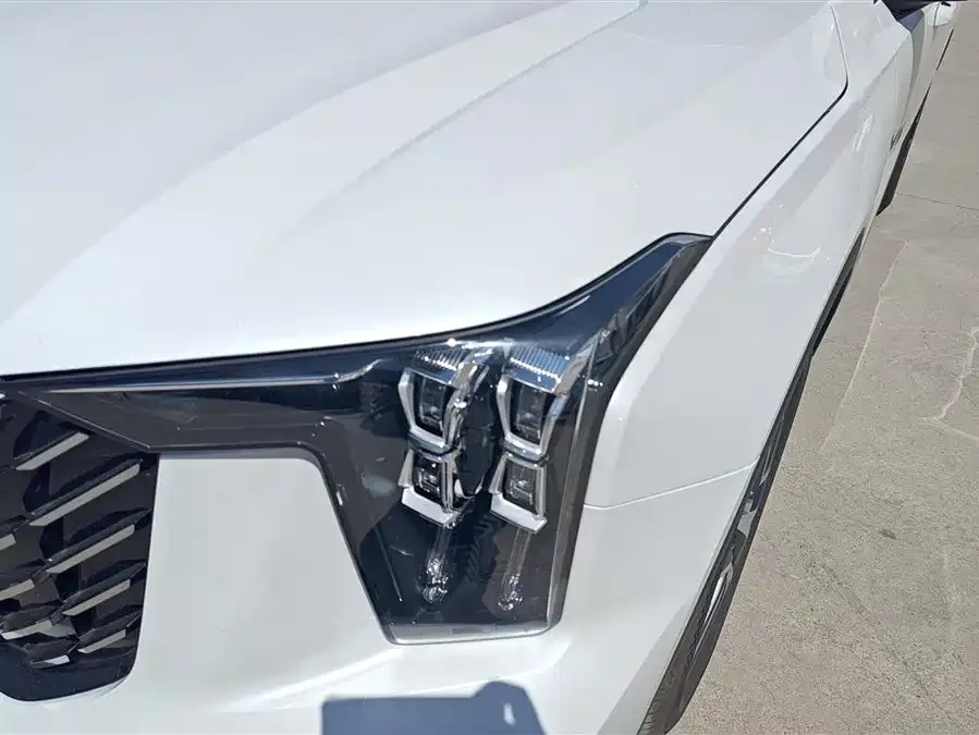 GAC Trumpchi GS8 Trumpchi GS8 2025 Pilot Series 2.0TGDI 2WD Luxury Edition 5 Seaters 2025 — миниатюра 2