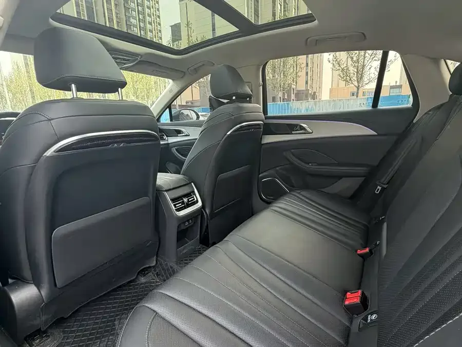Hongqi H5 Hongqi H5 2025 2.0T Automatic Flagship Edition 2025 — миниатюра 2