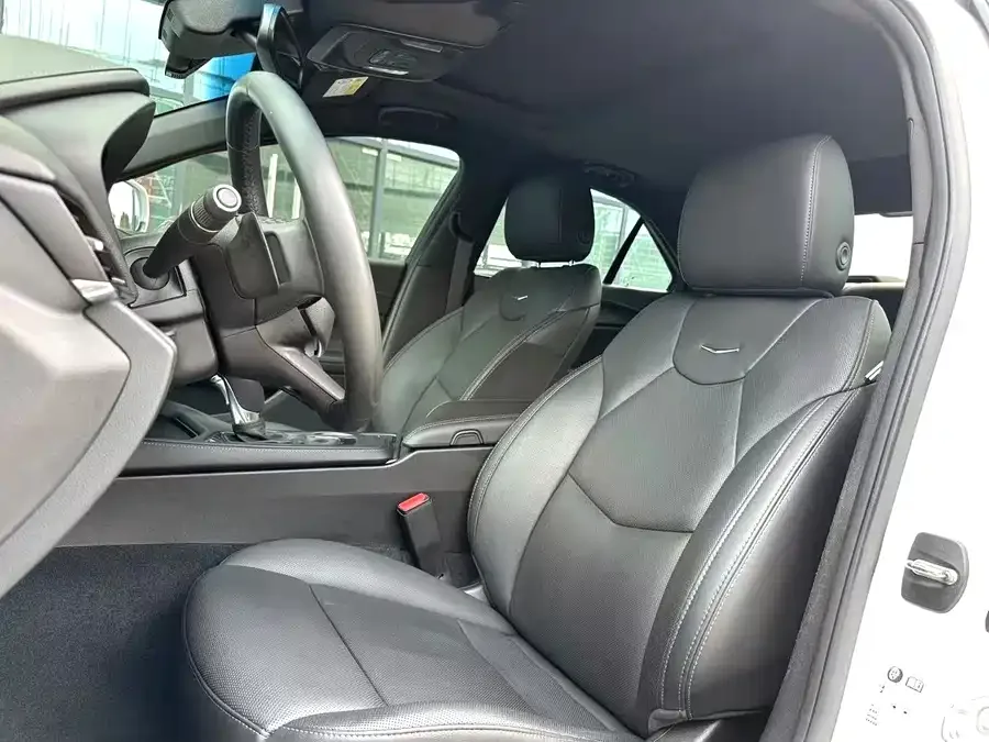 Cadillac CT4 2022 28T luxury model 2022 — миниатюра 3