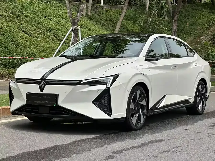 Lingxi L Lingxi L 2025 Ready Player One Edition + Super Plus Option Pack 2024 — фото 1, купить с доставкой в Москву
