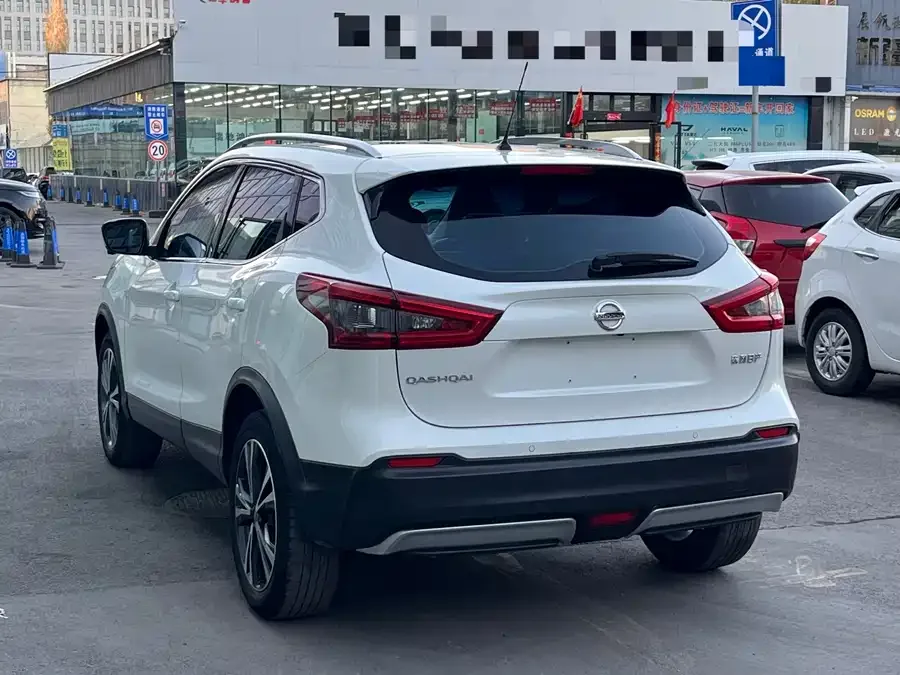 Nissan Qashqai Qashqai 2022 2.0L CVT XV Prem Luxury Edition 2022 — миниатюра 3