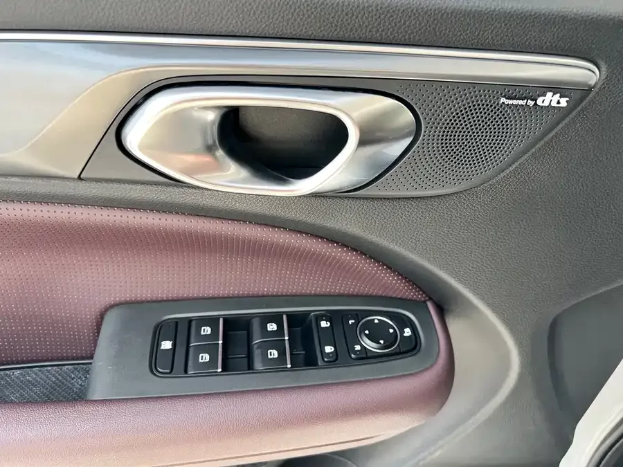 GAC Trumpchi M6 Trumpchi M6 2023 PRO 270T DCT Luxury Edition 2024 — миниатюра 5