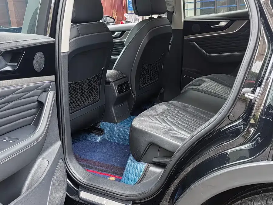 Hongqi HS5 Hongqi HS5 2022 facelift 2.0T Zhilian Qixiang Edition 2023 — миниатюра 2