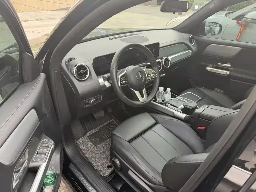 Mercedes-Benz GLB-Class Mercedes-Benz GLB 2022 facelift GLB 200 Fashion Edition 2022 — миниатюра 2
