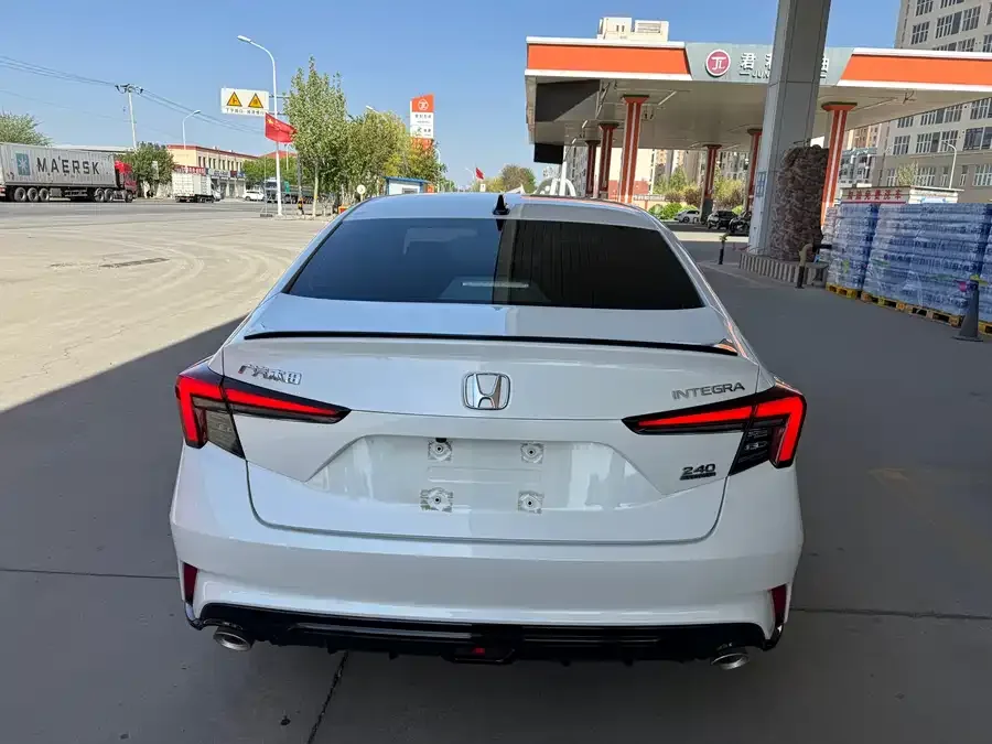 Honda Integra Stylish 2022 240TURBO CVT Phantom Night Tech Edition 2022 — миниатюра 2