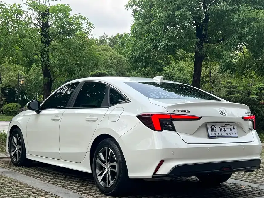 Honda Integra Stylish 2023 240TURBO CVT Technology Edition 2023 — миниатюра 3