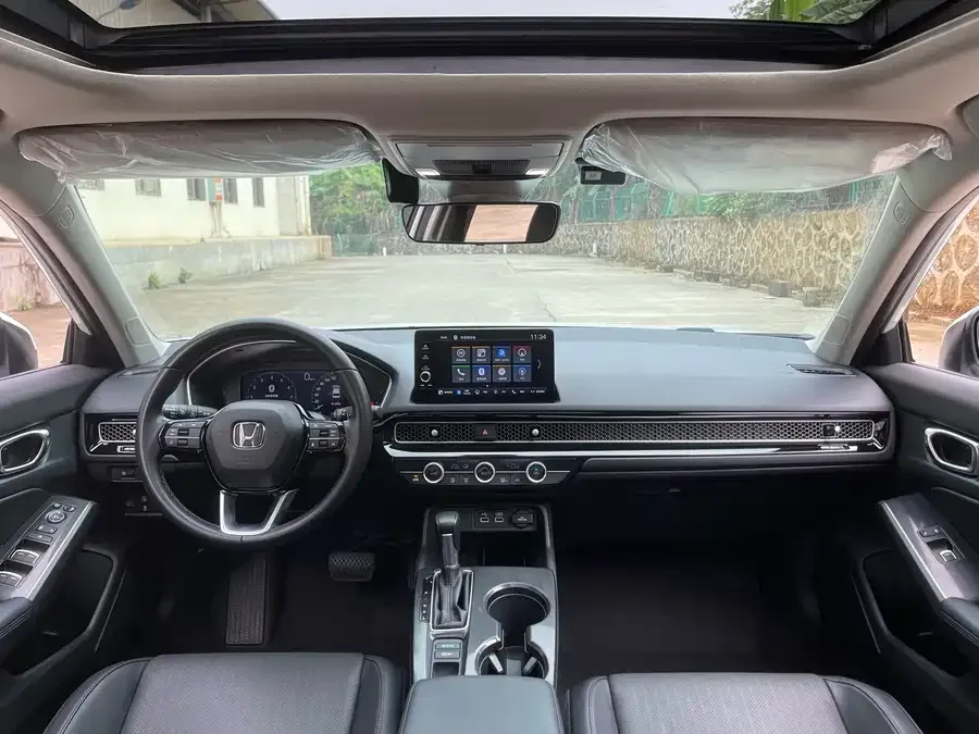 Honda Integra Stylish 2023 240TURBO CVT Deluxe Edition 2024 — миниатюра 2