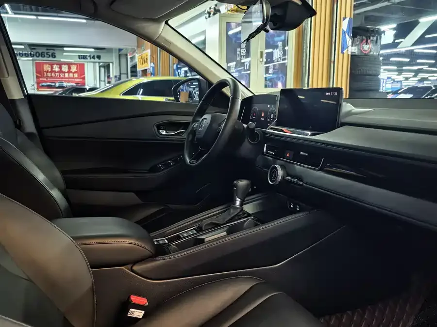 Honda Inspire Inship 2023 260TURBO Exquisite Edition 2023 — миниатюра 2