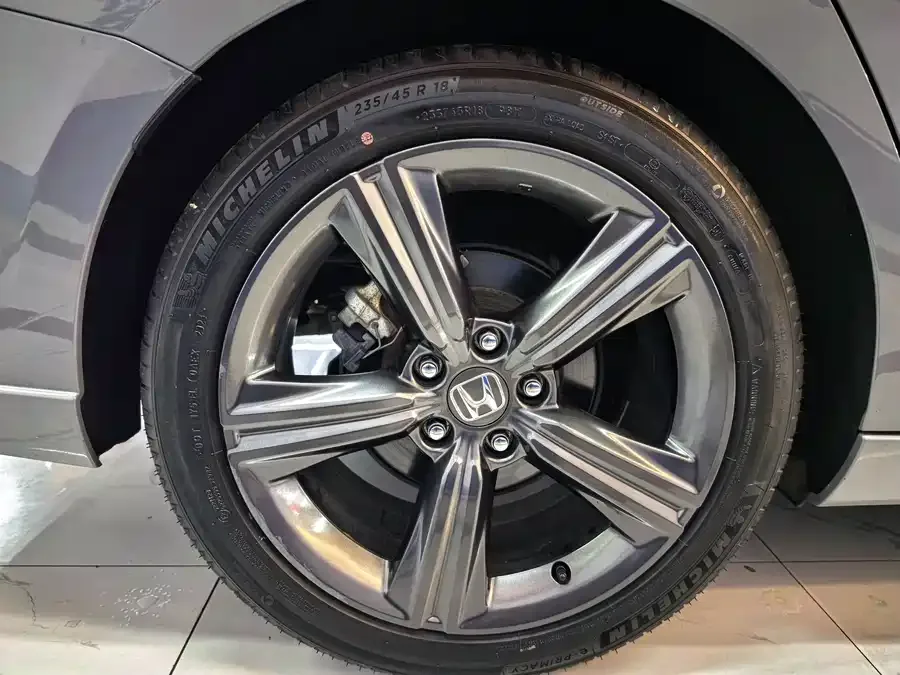 Honda Inspire Inship 2023 260TURBO Exquisite Edition 2023 — миниатюра 4