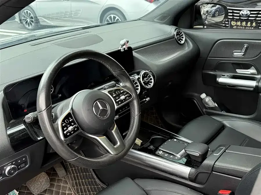 Mercedes-Benz GLA Mercedes-Benz GLA 2022 GLA 200 2022 — миниатюра 5