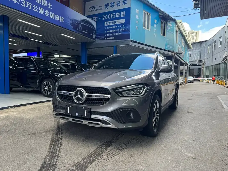 Mercedes-Benz GLA Mercedes-Benz GLA 2022 GLA 200 2022 — фото 1, купить с доставкой в Москву