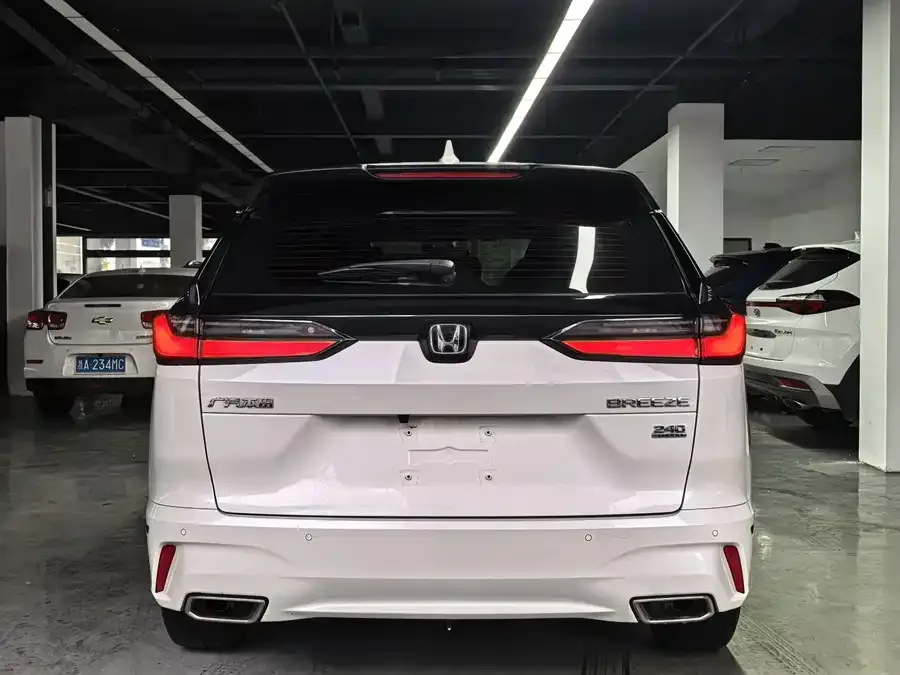 Honda Breeze Haoying 2023 240TURBO 2WD Elite Edition 5 Seaters 2023 — миниатюра 2