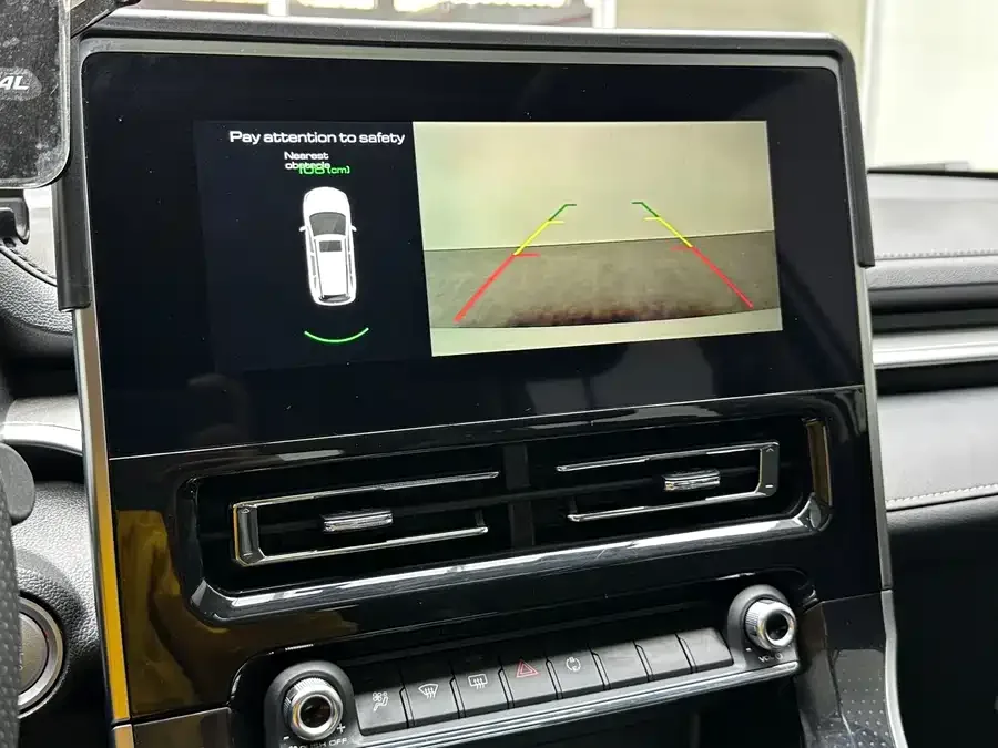 Haval M6 Haval M6 2021 PLUS 1.5T DCT Luxury Smart Connected Edition 2022 — миниатюра 5