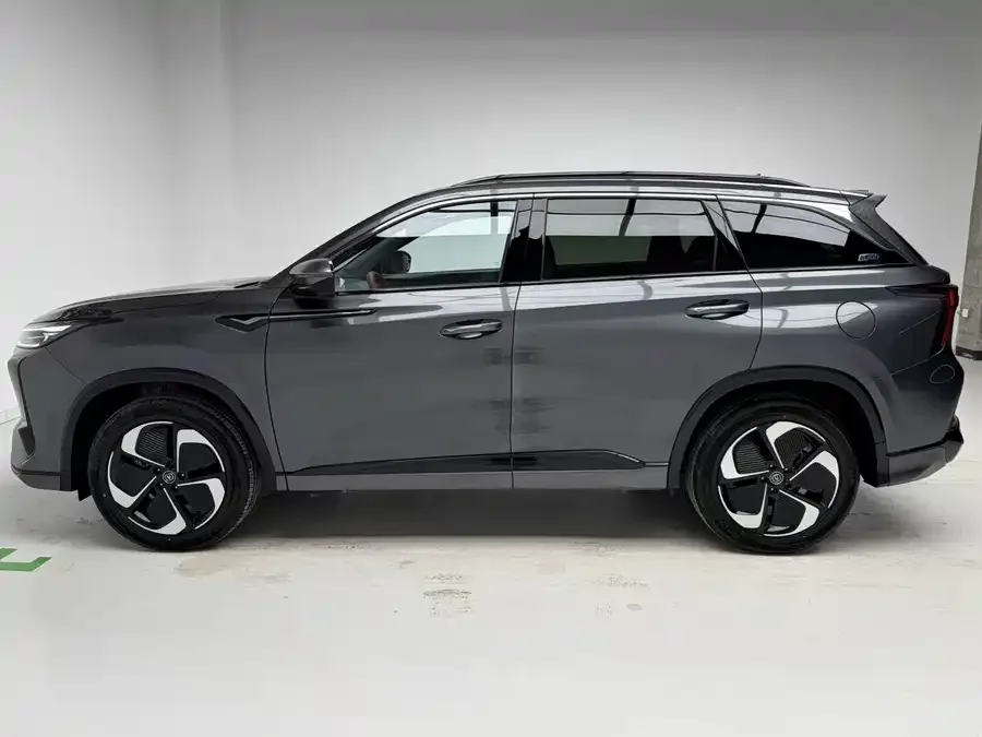 Changan CS75 PLUS Smart Electric iDD Changan CS75 PLUS iDD 2023 iDD Smart Leading Edition 2026 — миниатюра 4
